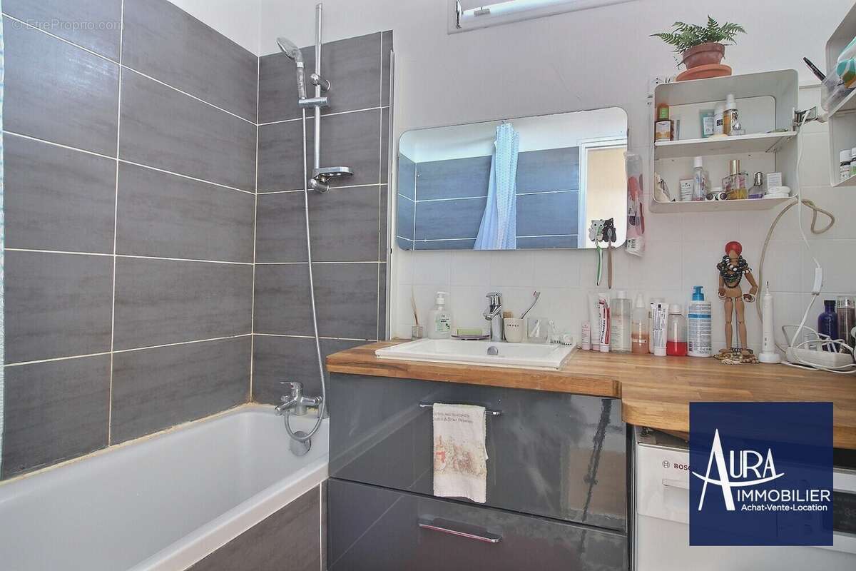 0_0008 - Appartement à BAGNOLET