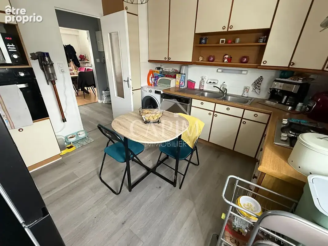 Appartement type 3 à vendre centre ville Fougeres 3 pièce(s) 65.41 m2 -Garage -balcon- cave-grenier - photo 5