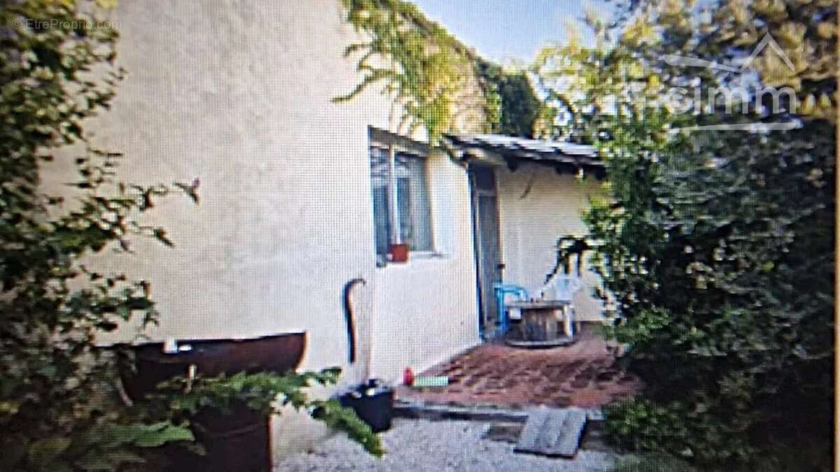 Maison à SAINT-PAUL-TROIS-CHATEAUX