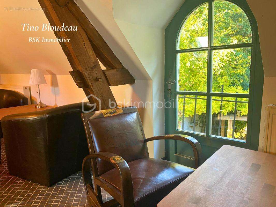 Commerce à CHISSEAUX