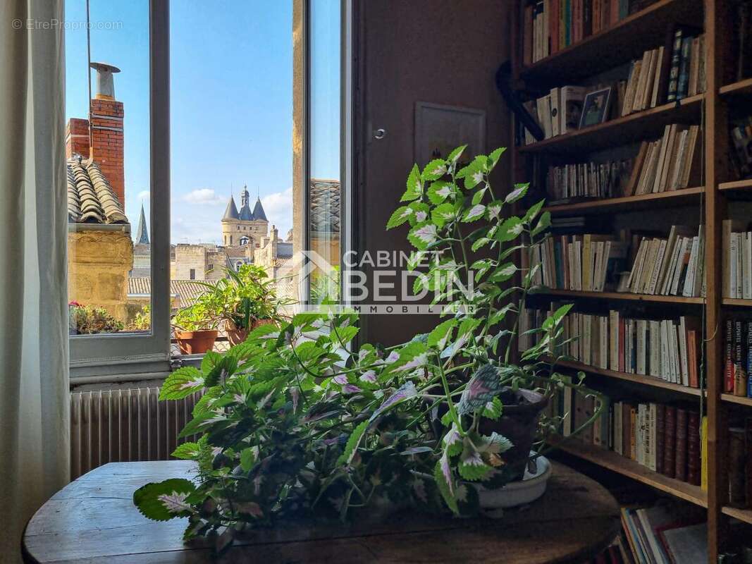 Appartement à BORDEAUX