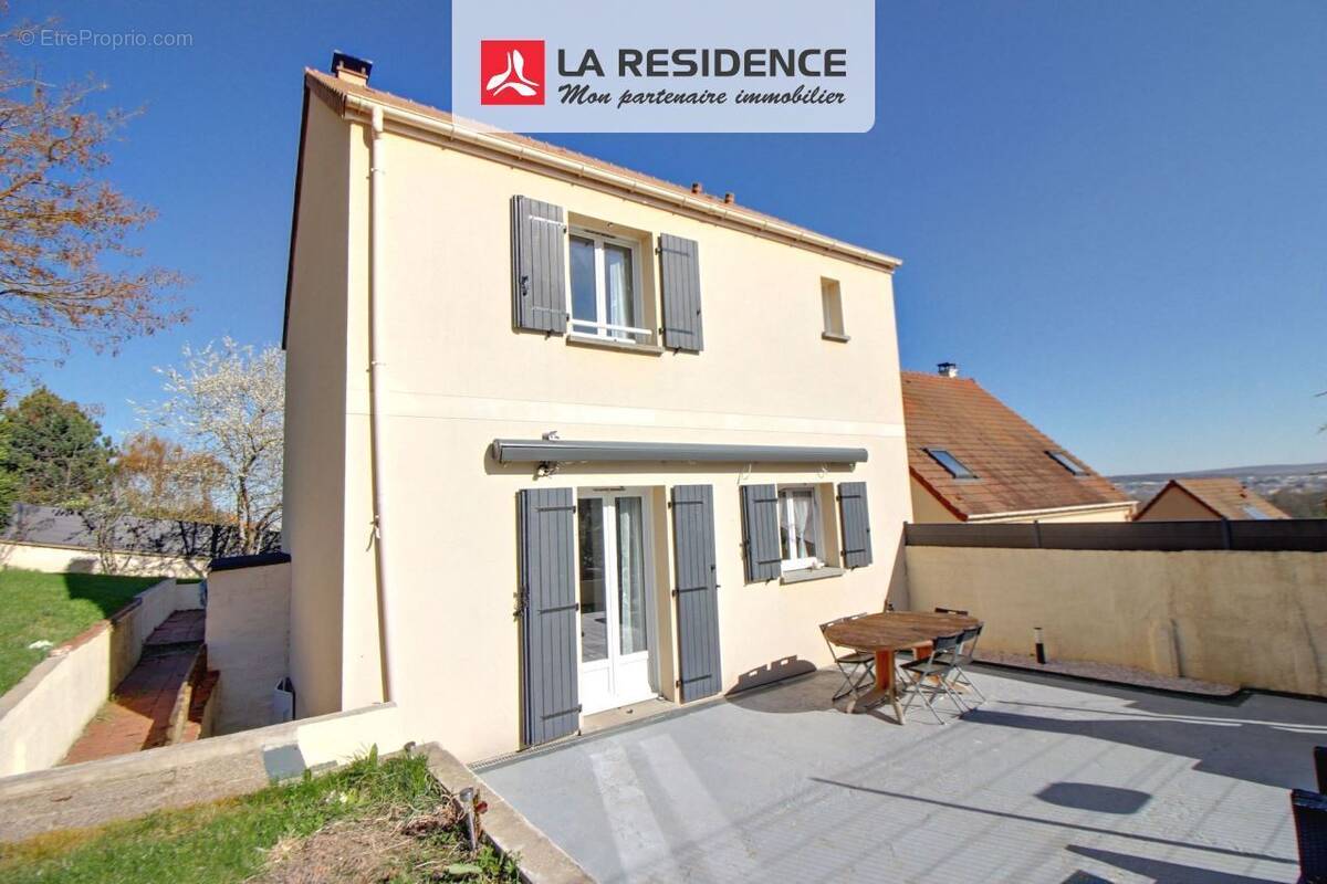 Maison à MANTES-LA-VILLE