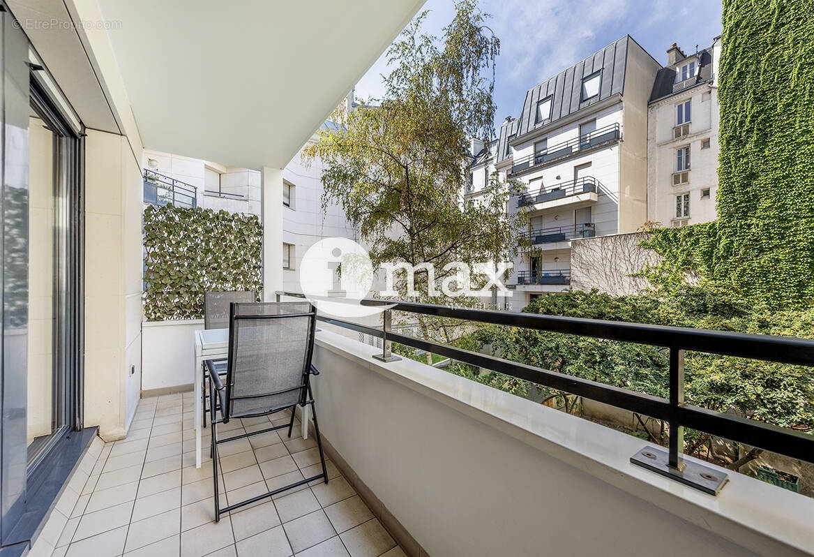 Appartement à LEVALLOIS-PERRET