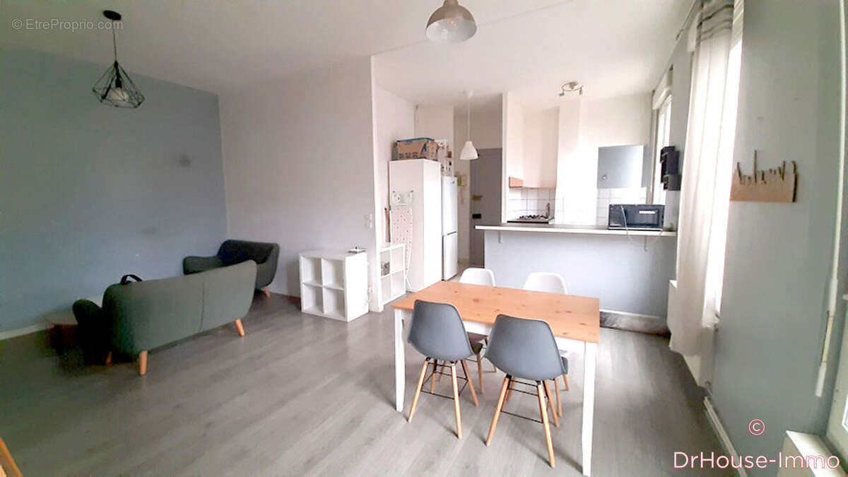 Appartement 72 m² à Saint-Etienne  - photo 11