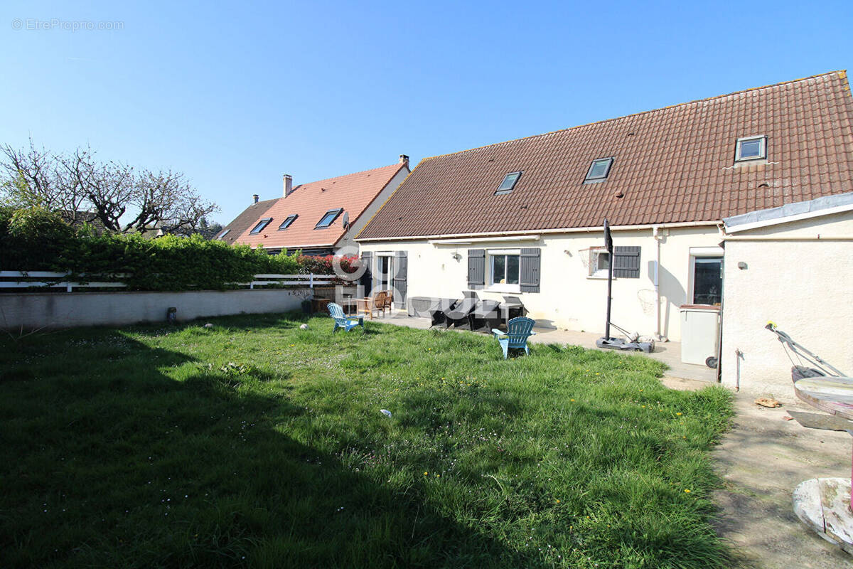 Maison à BRIE-COMTE-ROBERT