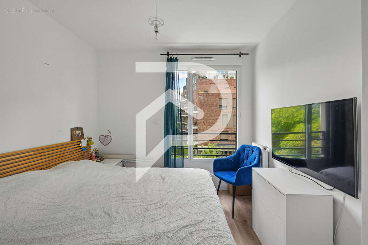 Appartement à COLOMBES