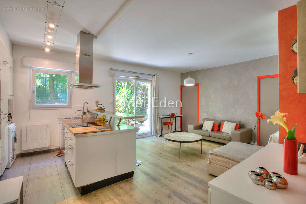 Appartement à COLOMBES