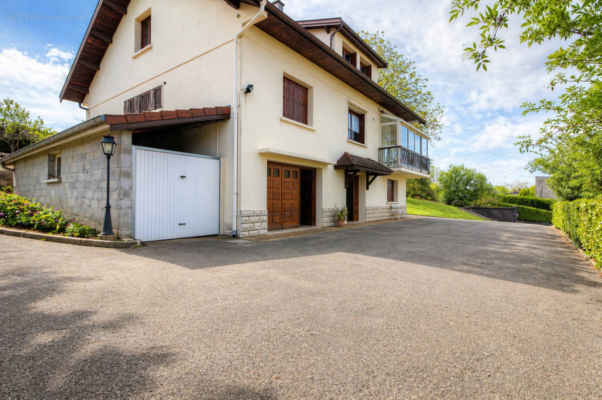 Maison à AMBERIEU-EN-BUGEY
