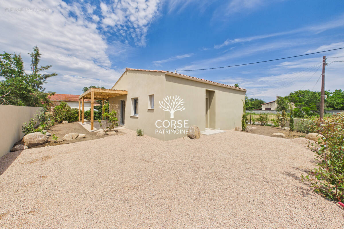 Maison à PRUNELLI-DI-FIUMORBO