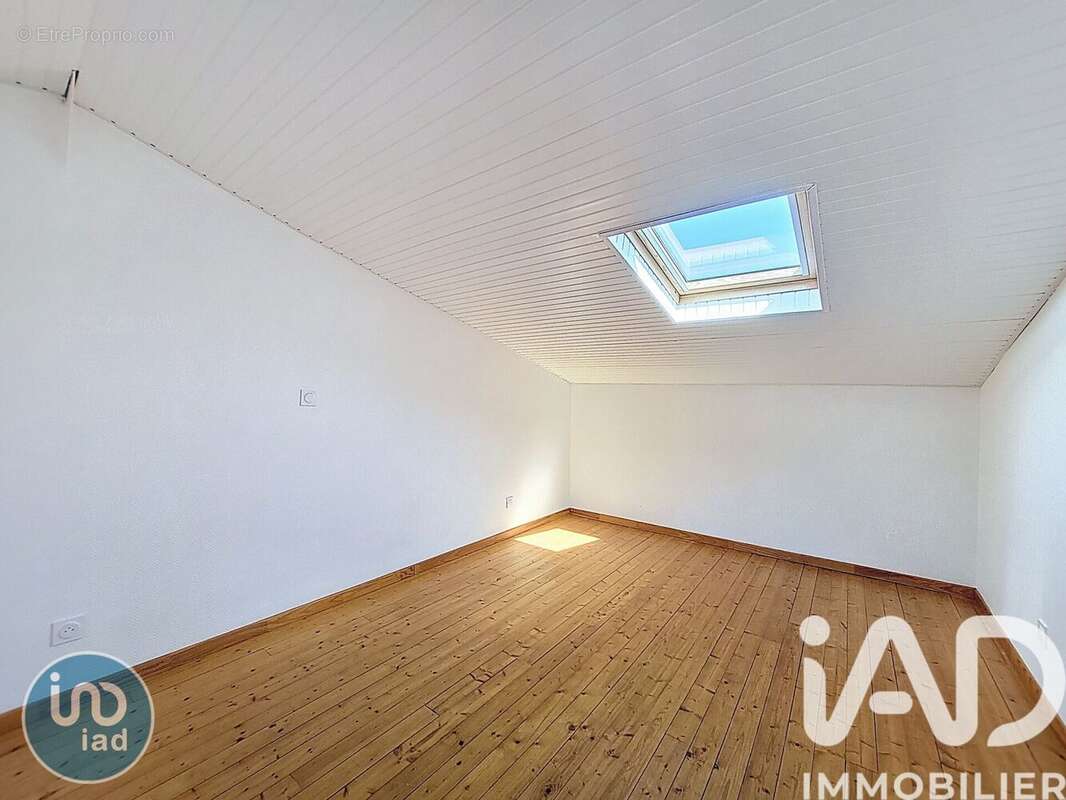 Photo 7 - Appartement à ROMILLY-SUR-SEINE