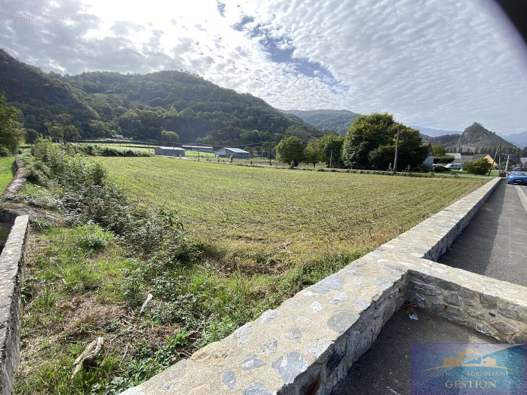 Terrain à ARGELES-GAZOST