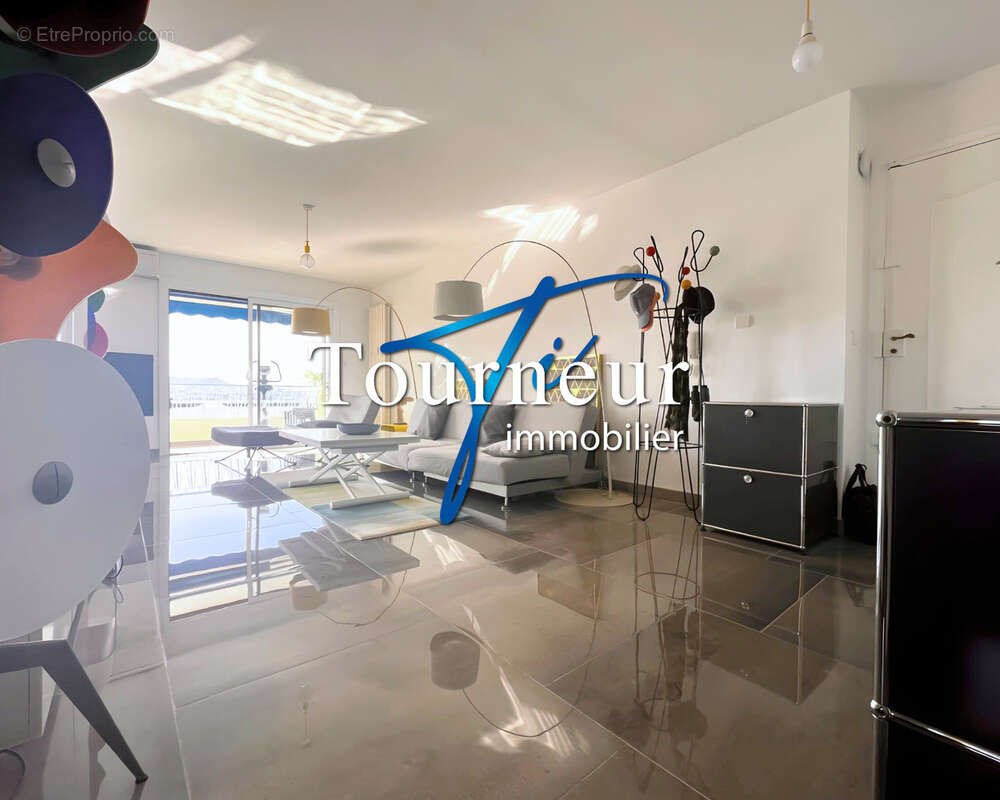 Appartement à SANARY-SUR-MER