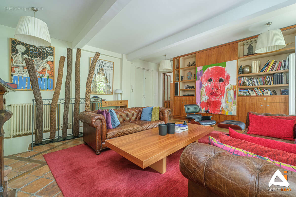 Appartement à MARSEILLE-6E