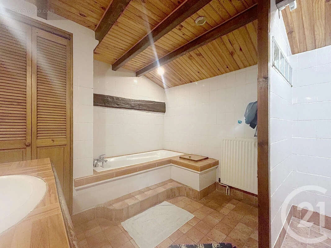 Maison à MAINCY