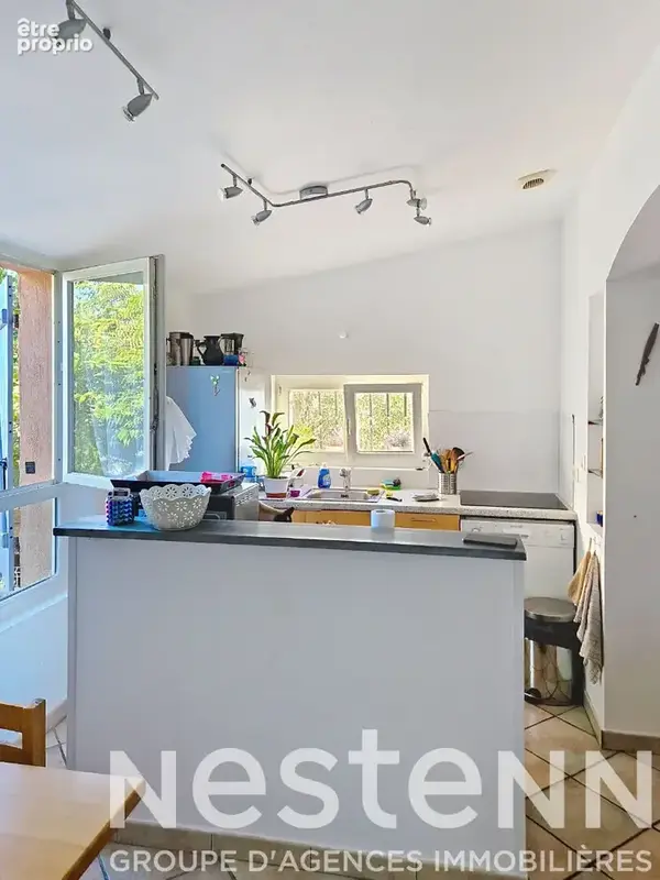 À VENDRE DRAGUIGNAN  Appartement T2 39 m² avec terrasse et piscine - photo 3