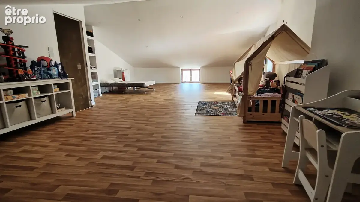 VINS sur Caramy belle maison volumes généreux - photo 18