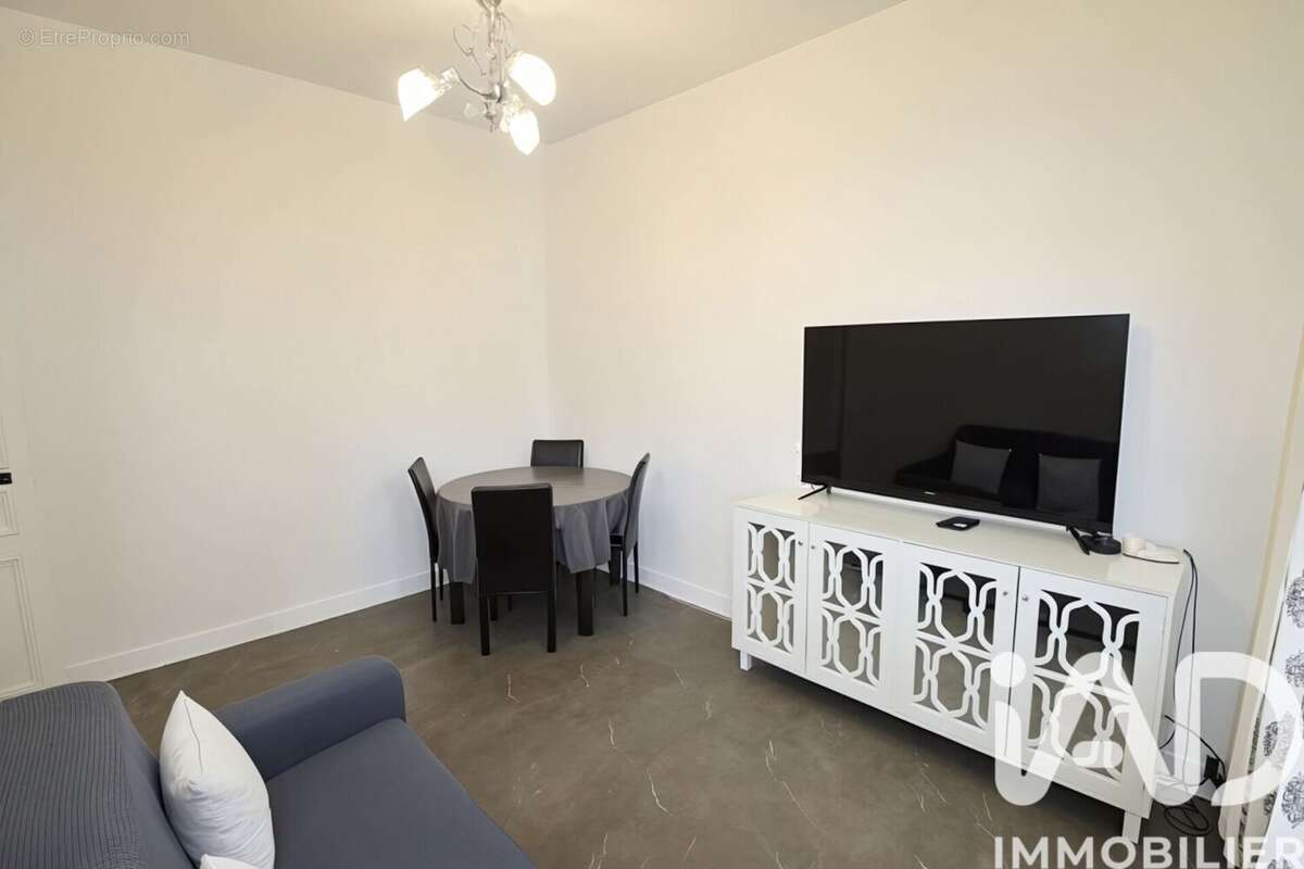 Photo 2 - Appartement à IVRY-SUR-SEINE