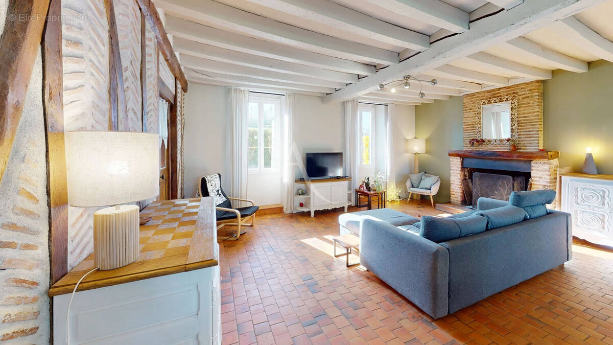 Maison à FAY-AUX-LOGES