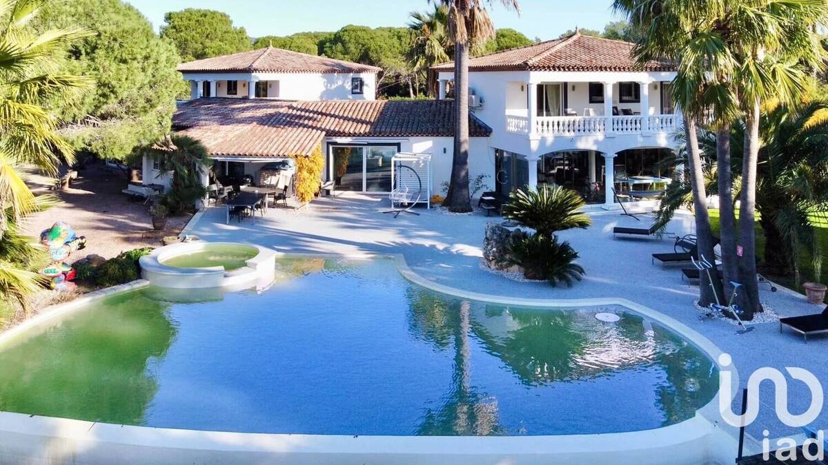 Photo 1 - Maison à ROQUEBRUNE-SUR-ARGENS