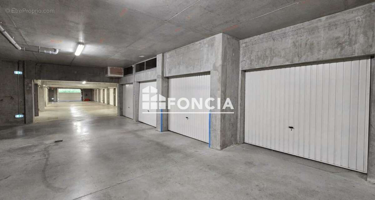 LA ROCHE-SUR-FORON : Appartement LOUE - T2 avec terrasse + Garage + Cave - photo 14