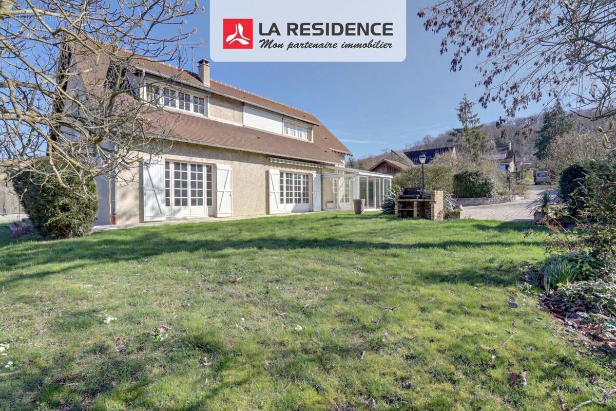 Maison à VILLIERS-SAINT-FREDERIC