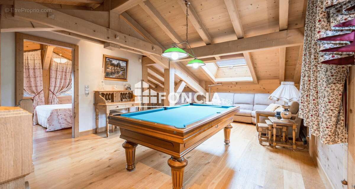 Chalet brondex avec piscine interieur vue mont blanc - photo 7