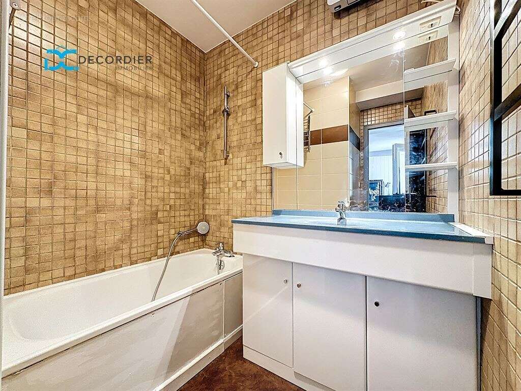 Appartement à EVIAN-LES-BAINS