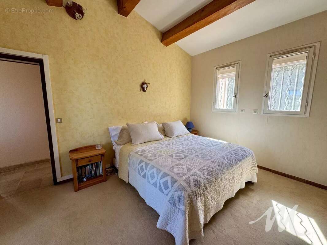 Maison à TAVERNES