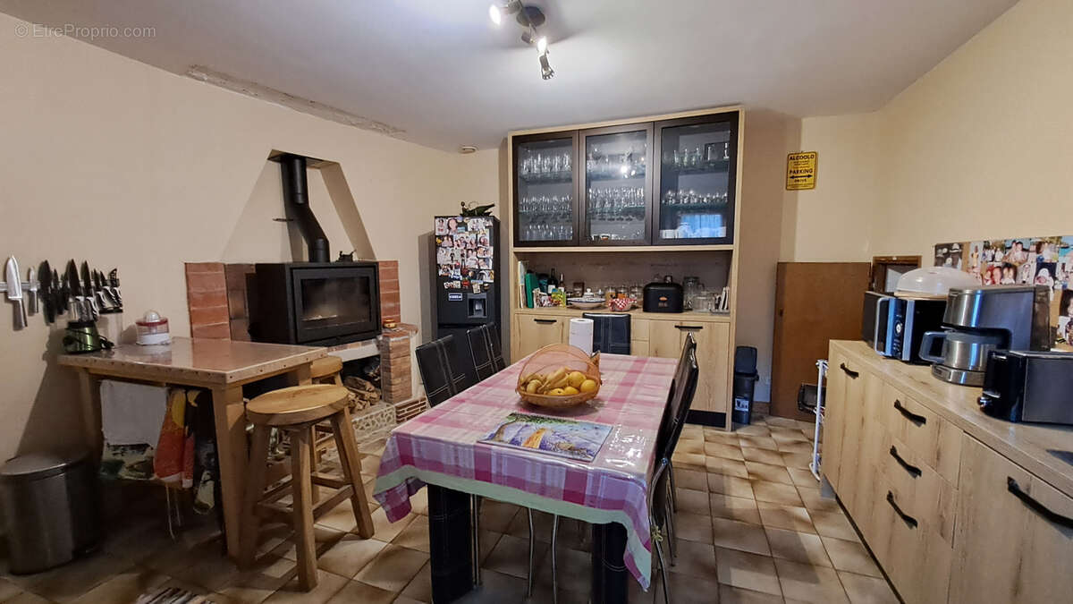 Maison à SUZE-LA-ROUSSE