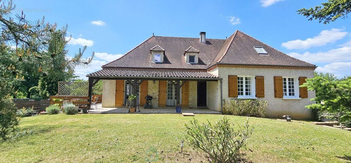 Maison à GOURDON