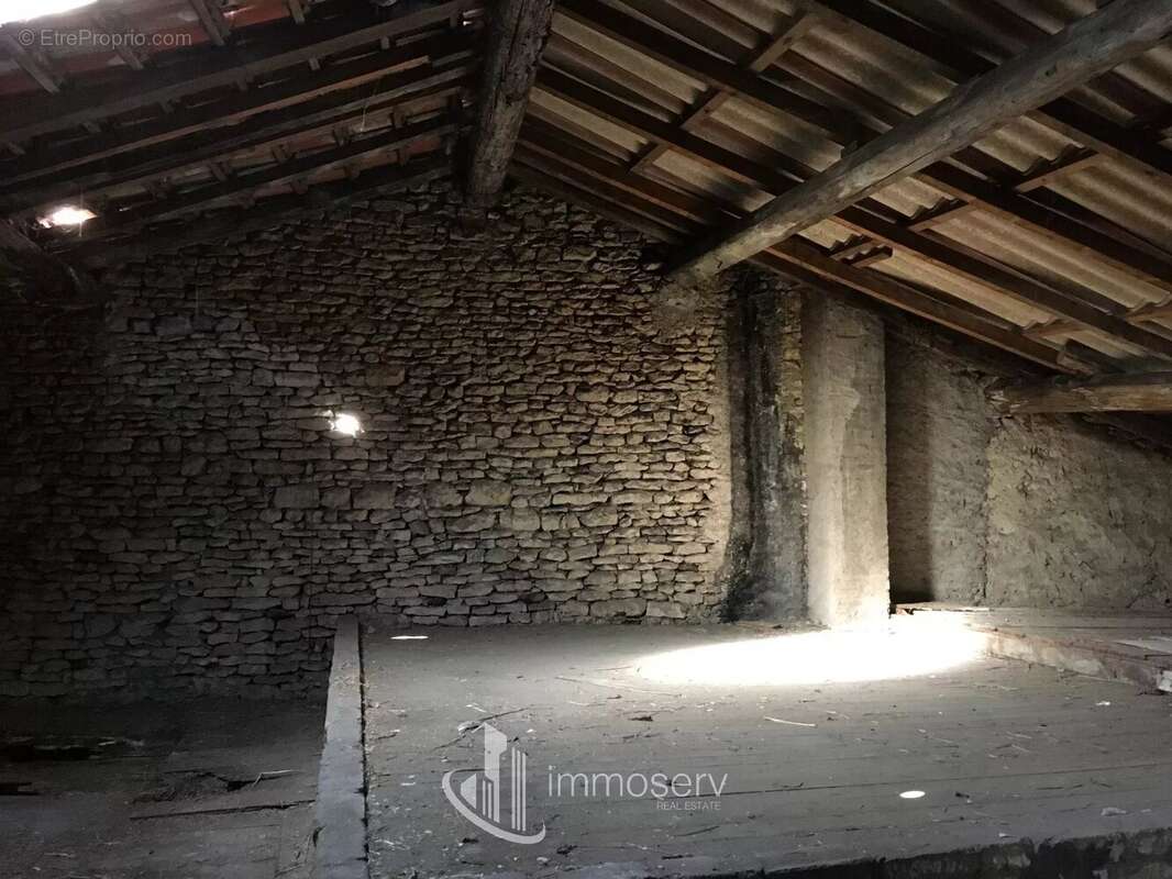 Maison à PIERREVILLERS