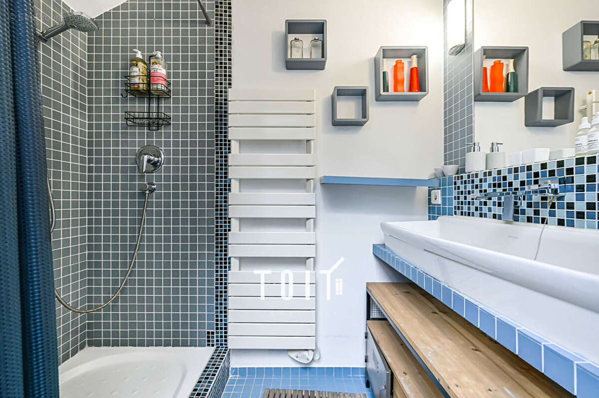 Appartement à PARIS-14E