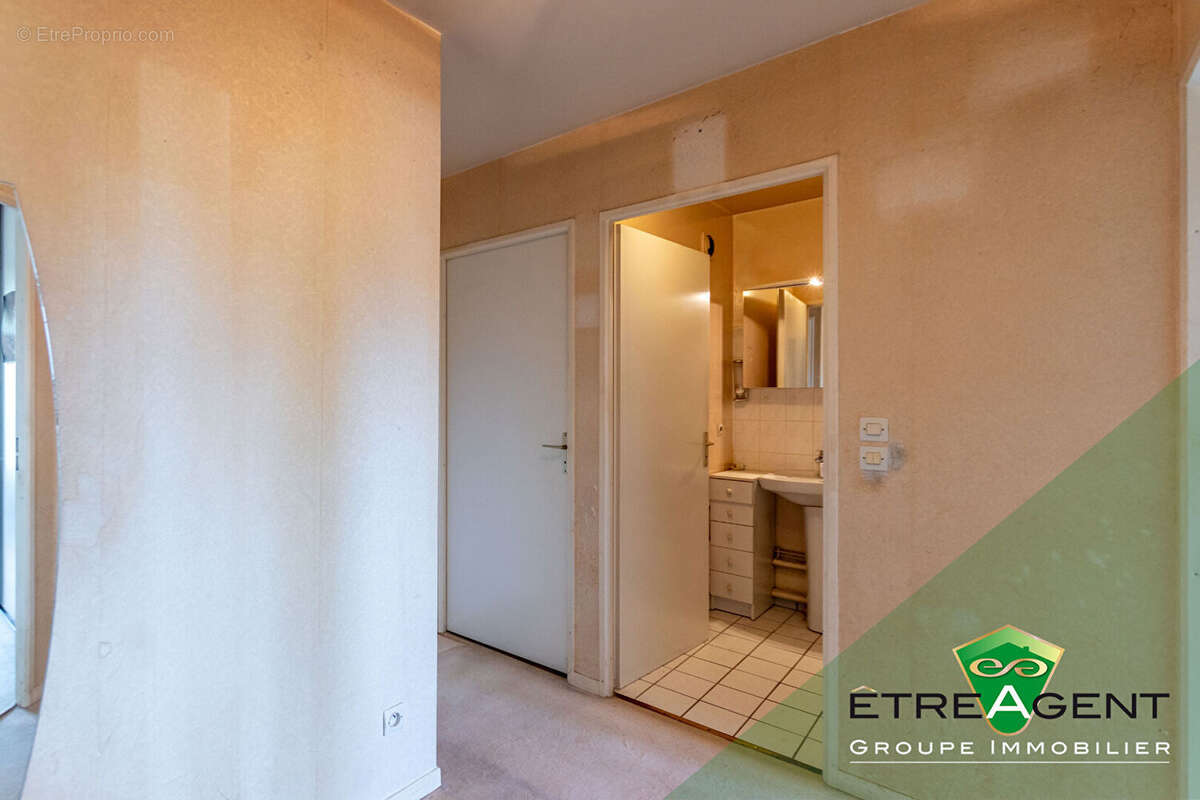 Appartement à VERNEUIL-SUR-SEINE