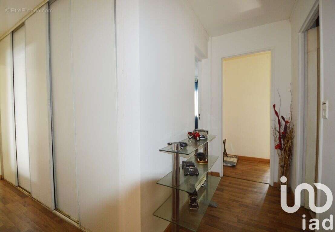 Photo 8 - Appartement à SUCY-EN-BRIE