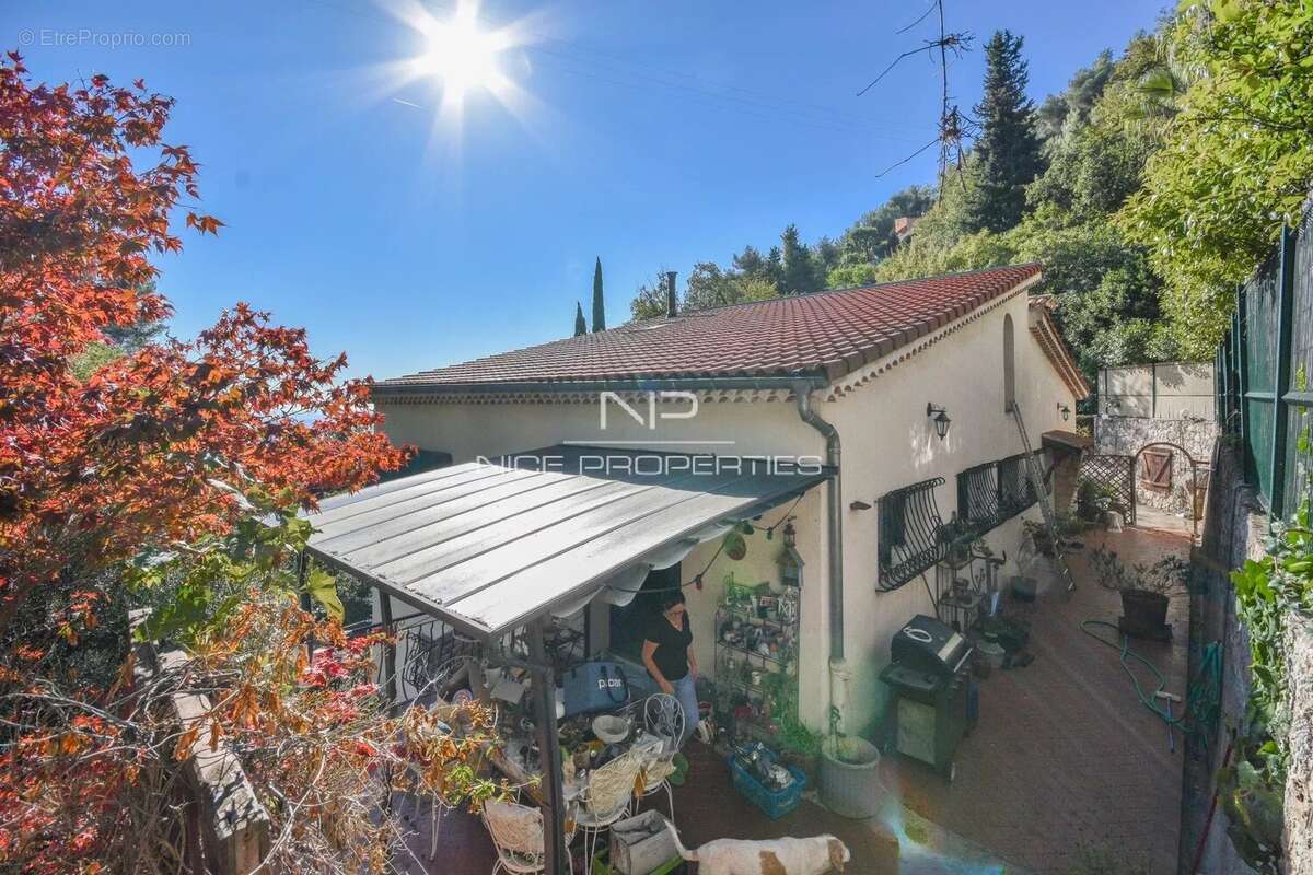 Maison à ROQUEBRUNE-CAP-MARTIN