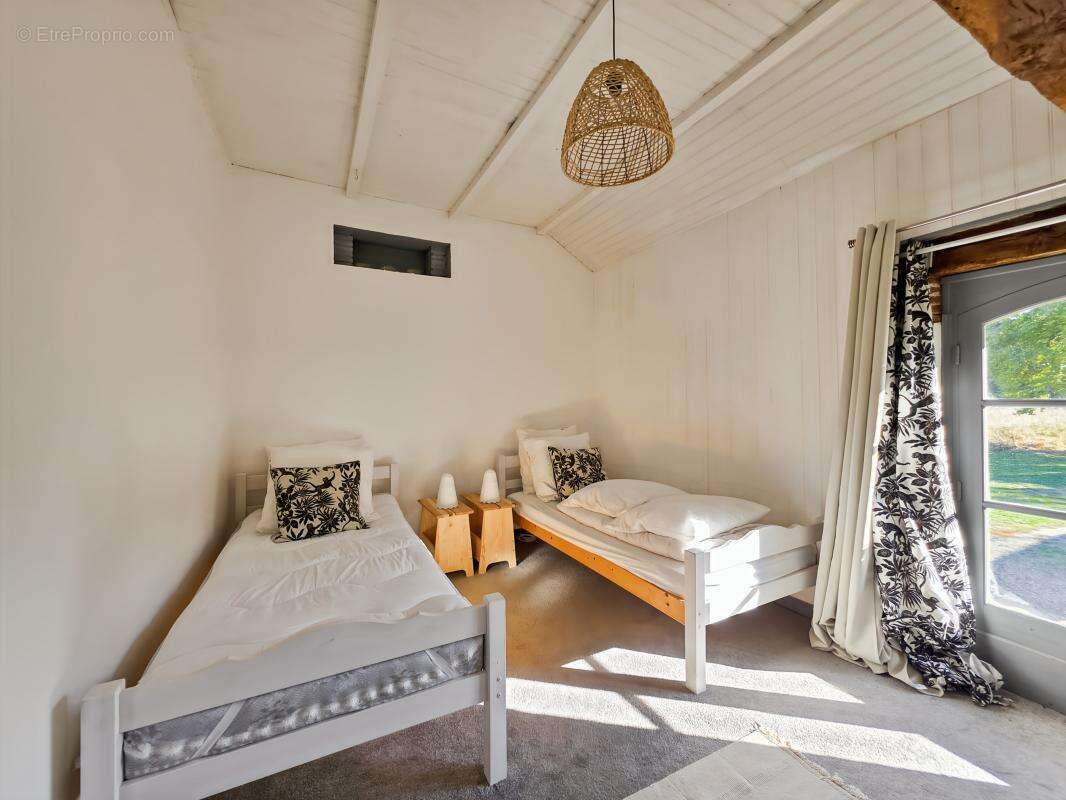 Maison à ROUFFIGNAC-DE-SIGOULES