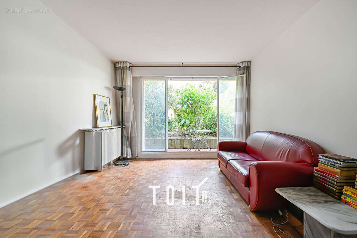 Appartement à PARIS-15E