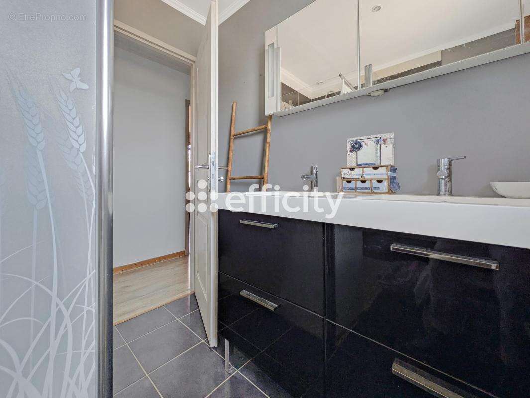 Maison 125 m² à Sereilhac  - photo 11