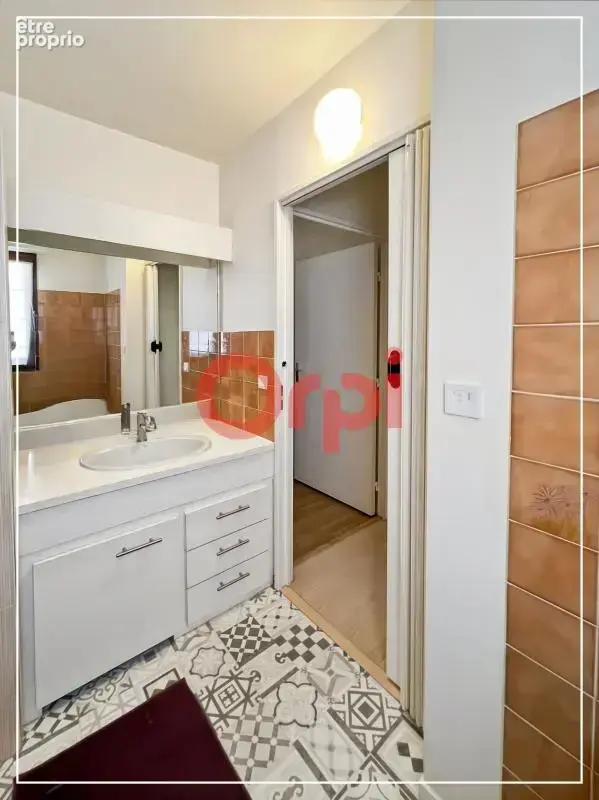 Appartement À Vendre T2 Terrasse/cave/Résidence de services - photo 8