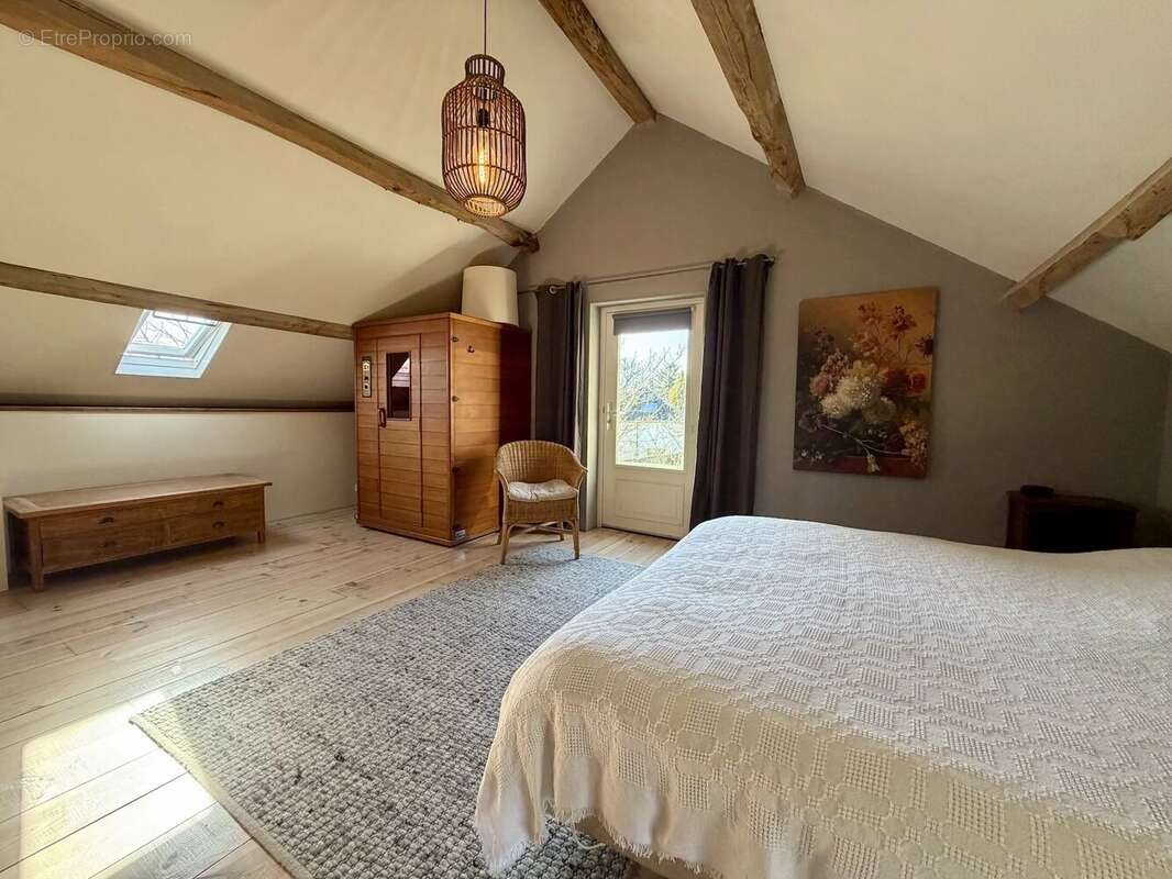 Maison à MONTSAUCHE-LES-SETTONS