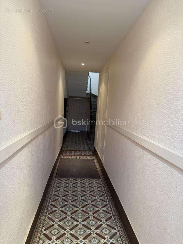T2 plein centre village - photo 12