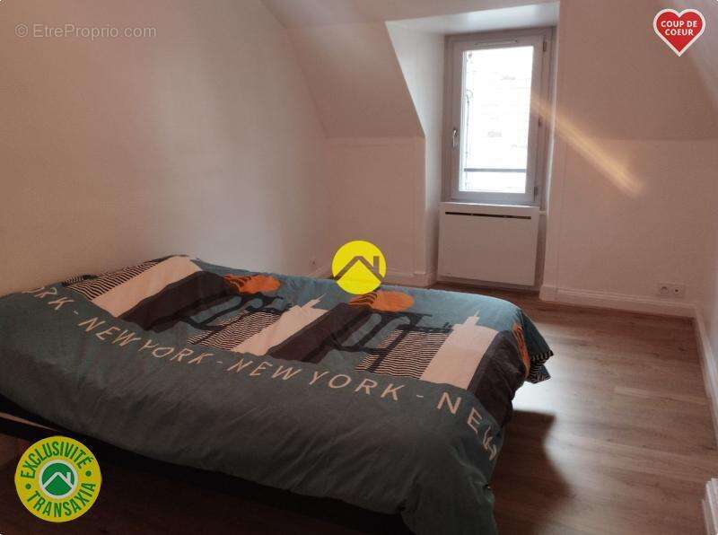 Appartement à VIC-SUR-CERE