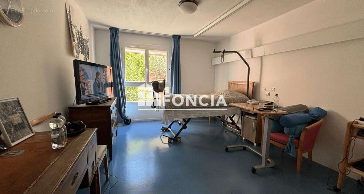 Appartement à VILLENEUVE-LES-AVIGNON