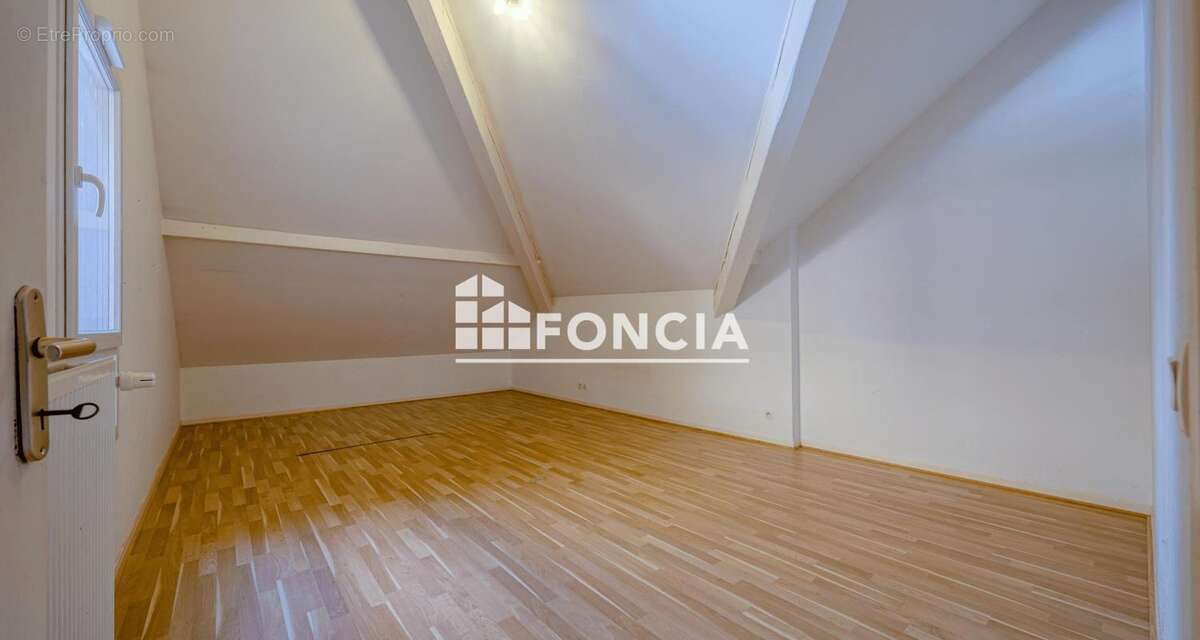 Appartement à SAINT-JORIOZ