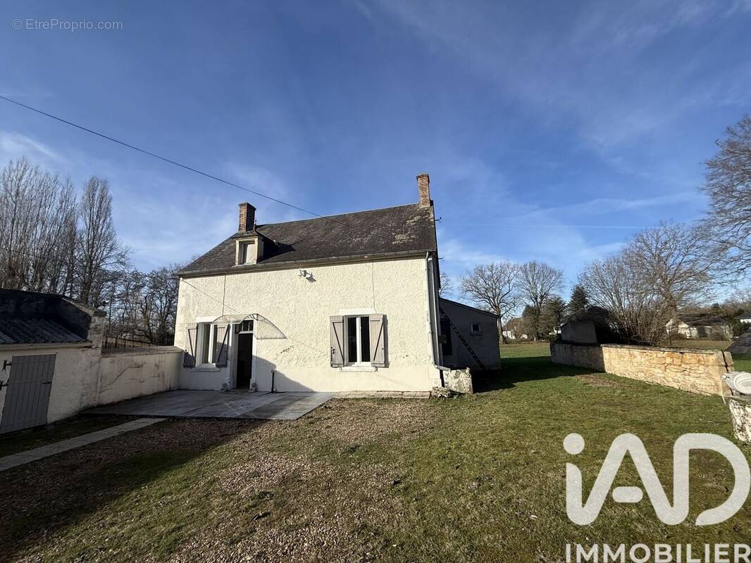 Photo 1 - Maison à LA GUERCHE-SUR-L'AUBOIS