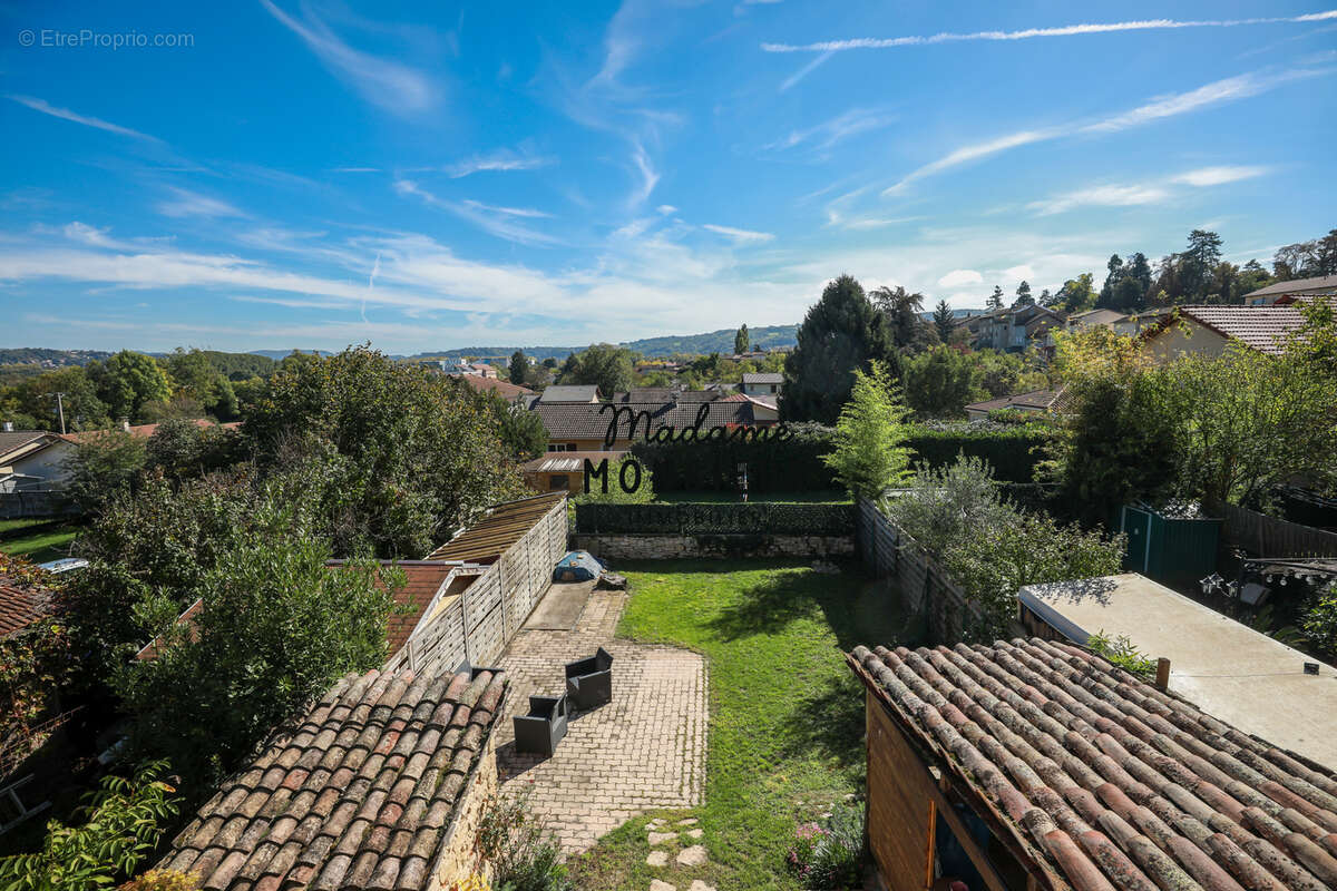 Maison à BOURGOIN-JALLIEU