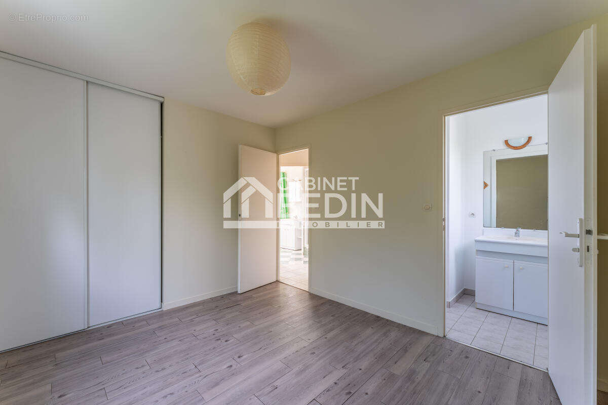 Maison à ARTIGUES-PRES-BORDEAUX