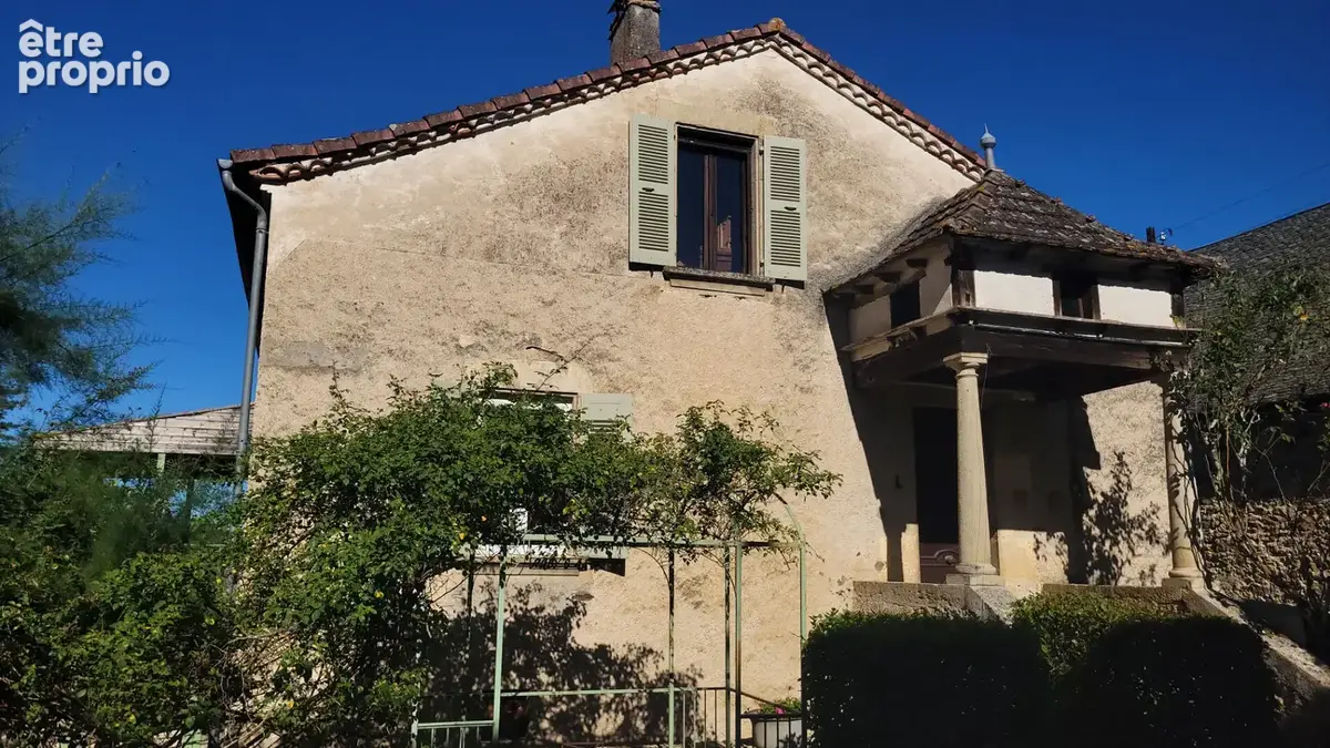 Propriété de caractère avec dépendances et piscine à Villefranche-de-Rouergue - photo 4