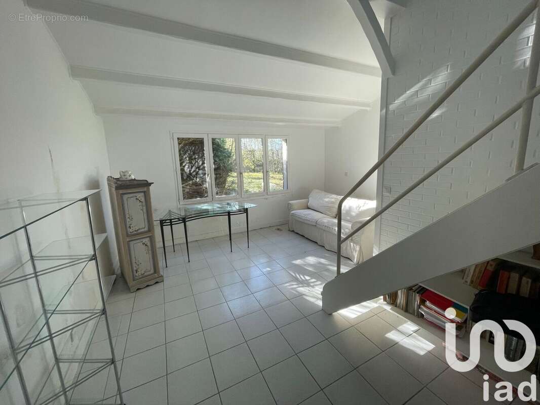 Photo 8 - Maison à SAVIGNY-SUR-CLAIRIS