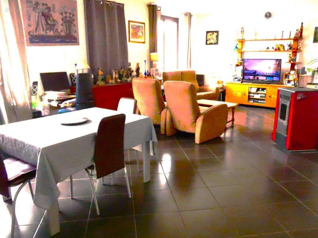 Maison à SAINT-BERON